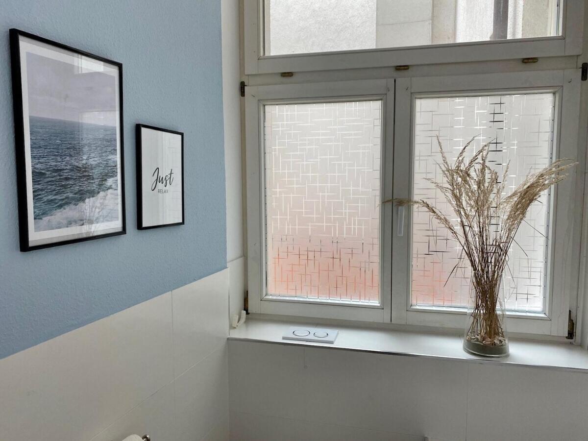 Apartamento Discovair Eisenach -Karlstrasse- Fussgaengerzone Mit Netflix Exterior foto